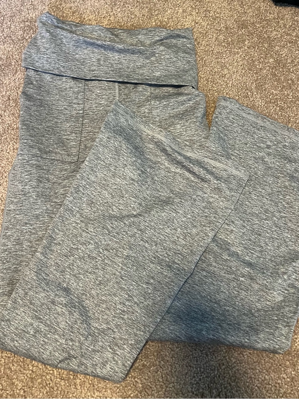 aerie Offline Heather Gray fold over flare  - M Short